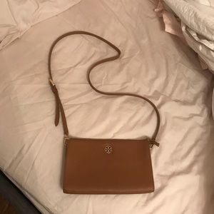 Tory Burch Robinson Wallet Crossbody